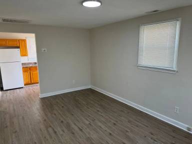 Main picture of 1101 Leake St