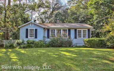 Main picture of 1530 Colonial Dr
