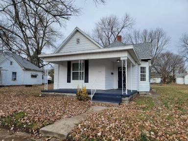 Main picture of 1654 1st Ave