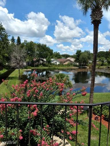 Main picture of 94 Windtree Ln
