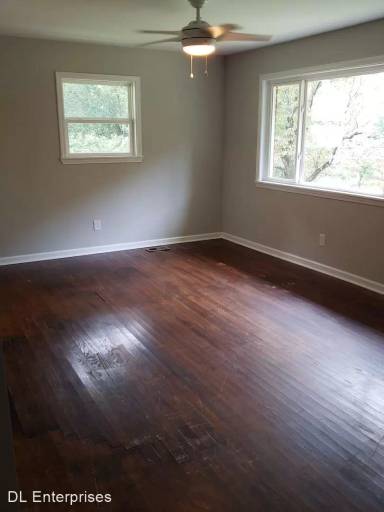 Main picture of 2598 Ashmore Ave