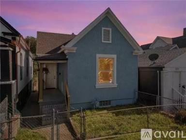 Main picture of 523 Tauromee Ave