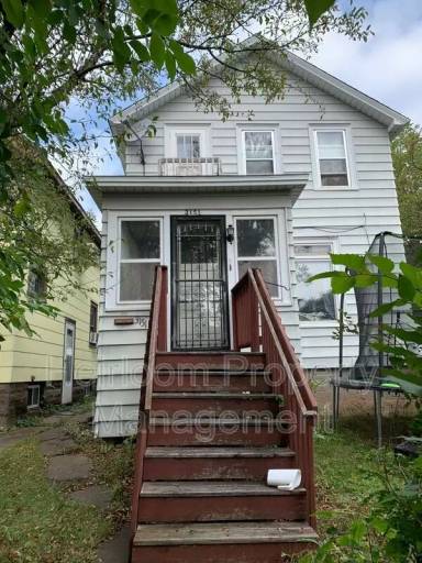 Main picture of 3151 Vernon St