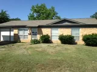 Main picture of 520 N Main St