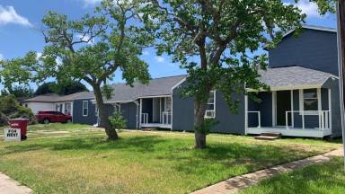 Main picture of 531 W 8th St