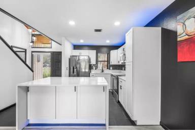 Main picture of 50 Aspen Dr