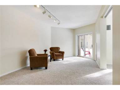 Main picture of 1392 Carling Dr