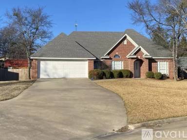 Main picture of 6012 Remington North Cir