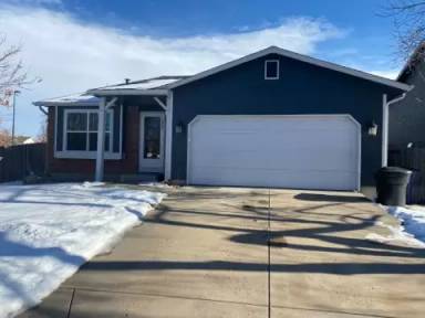 Main picture of 4892 Dearborn St