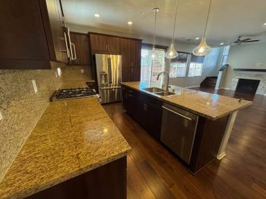 Main picture of 345 Dahlia Way
