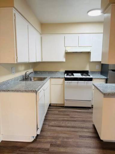 Main picture of Oakpoint Apartments
