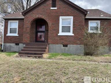 Main picture of 1800 Mc Millan St