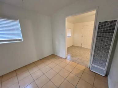 Main picture of 6840 Newell St