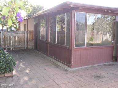 Main picture of 4051 Hegg St