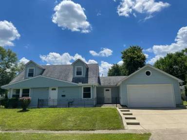 Main picture of 2424 Eden Ln