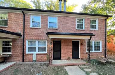 Main picture of 204 N Laurel Ave