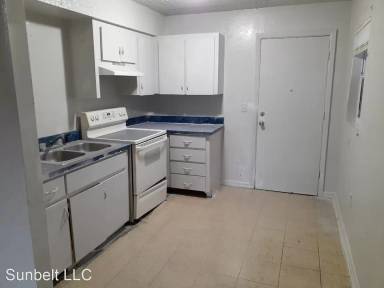 Main picture of 401 Kilgore St