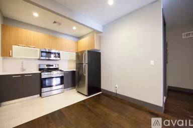 Main picture of 127 Boerum St