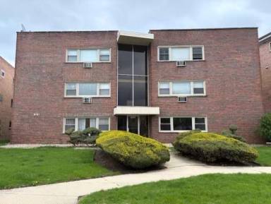 Main picture of 8161 Niles Center Rd