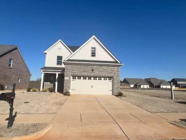 Main picture of 26567 Kyle Ln