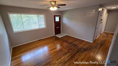 Main picture of 1770 Monterey Ct
