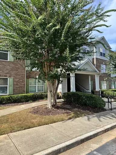 Main picture of 4204 Fairington Ridge Cir