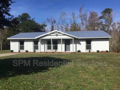 Main picture of 207 Londonderry Dr