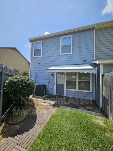 Main picture of 10656 Traymore Dr