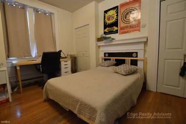 Main picture of 62 Egmont St