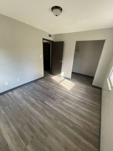 Main picture of 2956 Brookside Dr