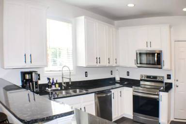Main picture of 6381 Flintstone Dr