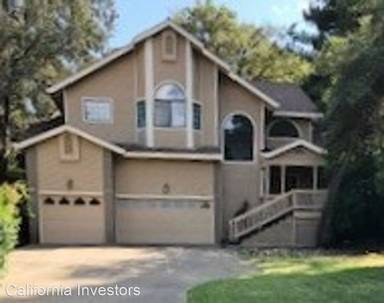 Main picture of 8476 Whispering Oak Ln