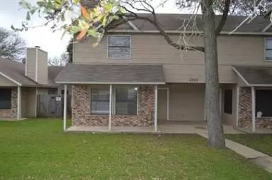 Main picture of 2803 W Slaughter Ln