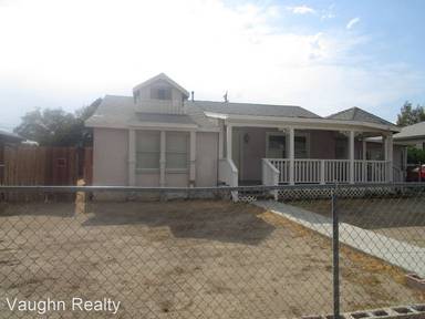 Main picture of 321 N Sanders St
