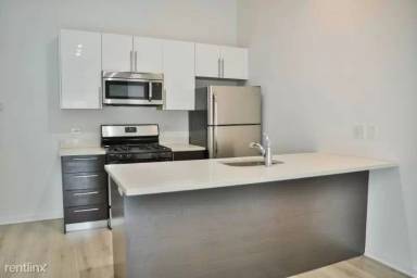 Main picture of 2022 S Throop St