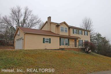Main picture of 818 Ridgewood Dr