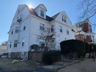 Main picture of 40 Church St
