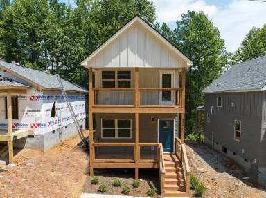 Main picture of 355 Kellys Ferry Pl