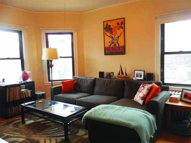 Main picture of 19 Pleasant St