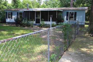 Main picture of 3102 Treasure Ave