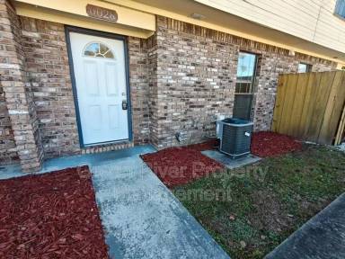 Main picture of 6028 Duclay Rd