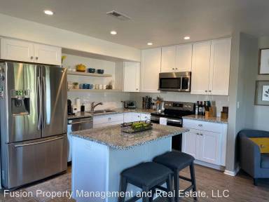 Main picture of 2460 Theresea Ln