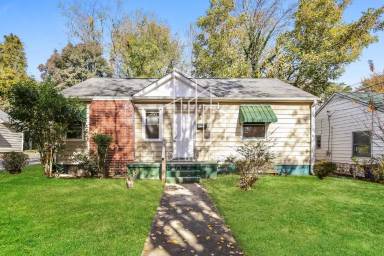 Main picture of 615 E Twenty-Fifth St