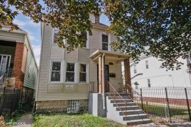 Main picture of 8720 S Saginaw Ave