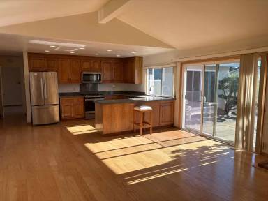 Main picture of 3619 Oakes Dr