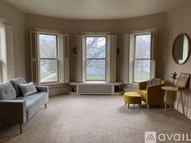 Main picture of 1103 8th St E