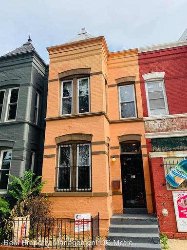 Main picture of 1320 Florida Ave NE