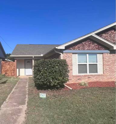 Main picture of 517 Crowley Rd