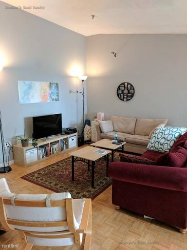 Main picture of 147 Kelton Place