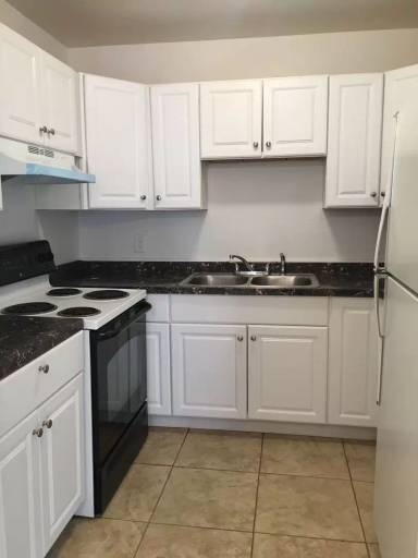 Main picture of 5832 S 38th St